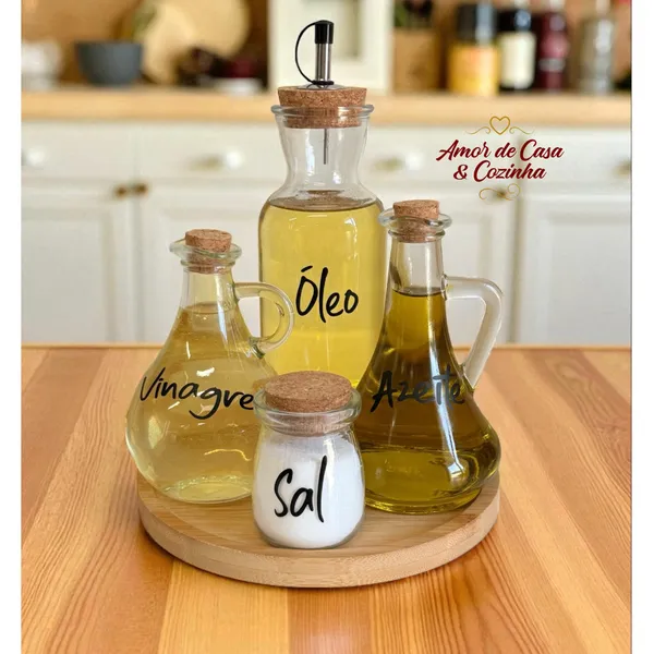 KIT GALHETEIROS SALEIRO E BANDEJA 5 PEÇAS DE VIDRO E BAMBU