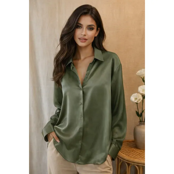 Camisa Feminina de Cetim Elegante