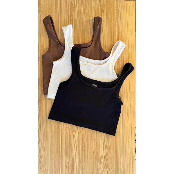 KIT CROPPED REGATA CURTA EM POLIAMIDA - CORES SORTIDAS - CONFORTO E ESTILO PARA O DIA A DIA - TOP - TREINO