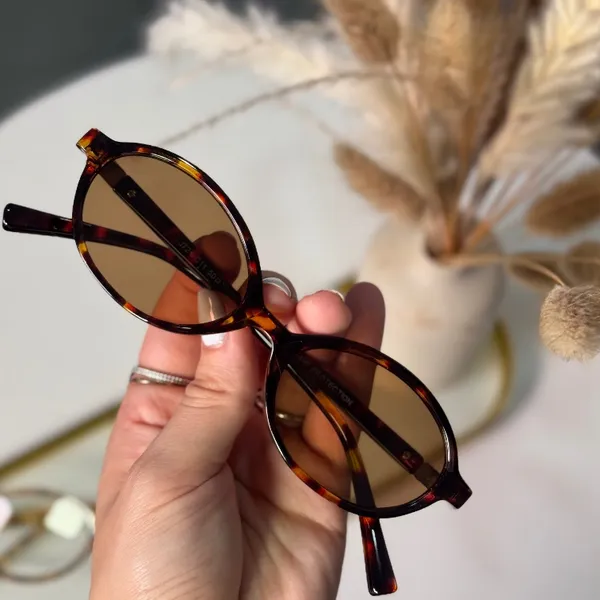 Óculos de Sol Vintage Leopardo Miu Feminino Com Case Armação Aro Oval Luxo Moda Proteção UV400