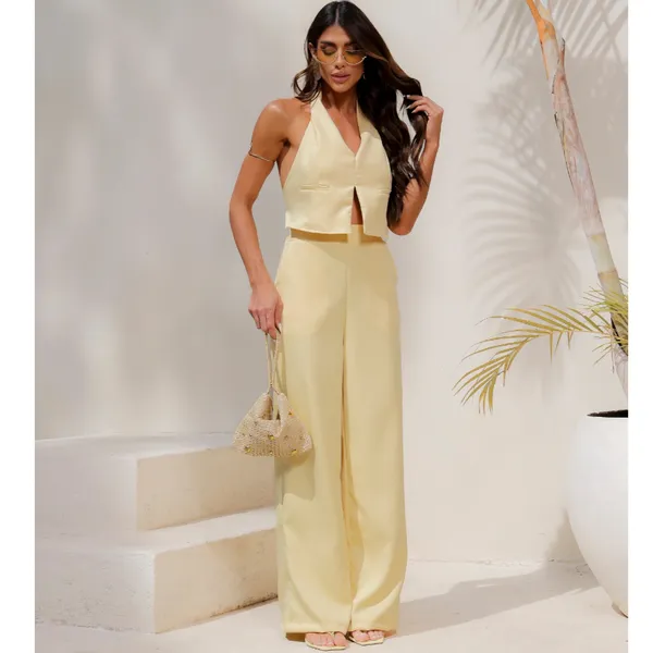 Conjunto Feminino Pantalona E Cropped Em Alfaiataria