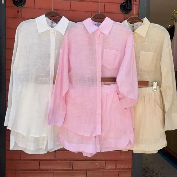 Conjunto em linho importado camisa e short com forrado casaul elegante para seu looks coreção novo em verão