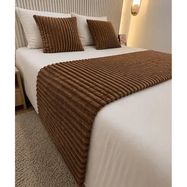 Kit Peseira Decorativa 3 Peças para Cama Casal Queen Peseira e 2 Almofadas Jogo de Cama  Decoração