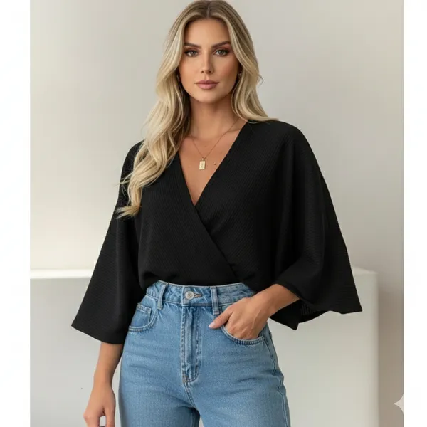 Blusa Feminina Transpassada Manga Morcego em Malha Canelada Premium