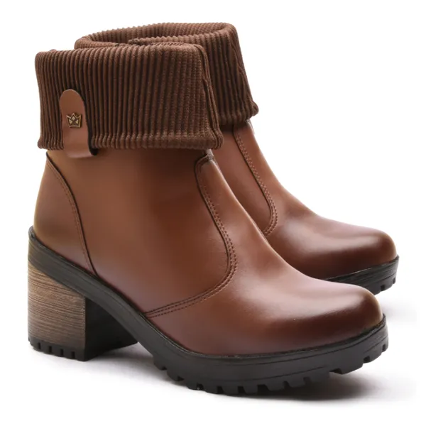 Bota coturno feminina canelada com meia, estilosa e confortável