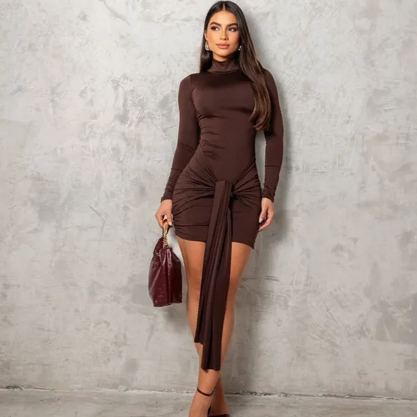 Vestido Moda Blogueira Feminino Gola Alta Manga Longa Suplex com Detalhe no Quadril