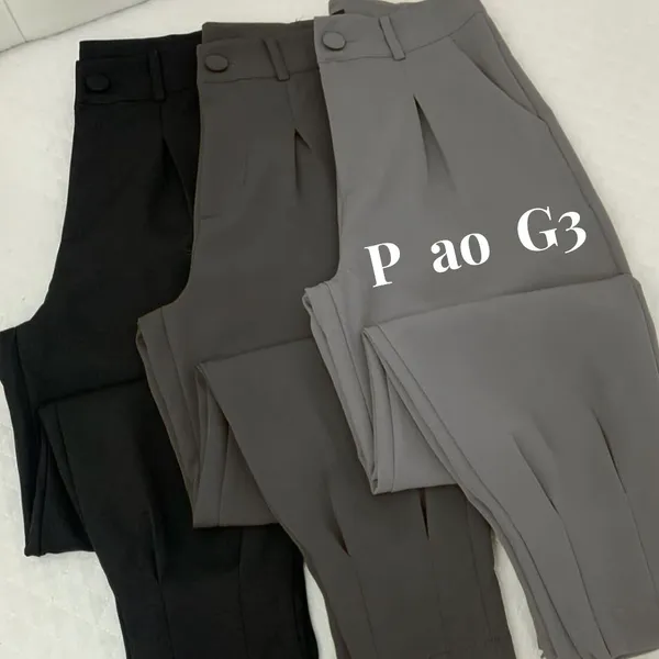 Calça Feminina Cenoura Alfaiataria Premium com Cintura Alta, Bolsos e Modelagem Confort Plus
