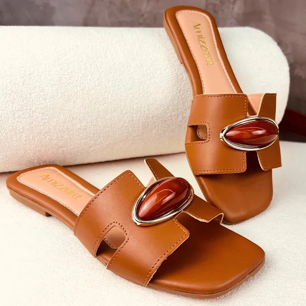 Sandália Rasteirinha Feminina H Aplique Amendoa Lesma Chic Chinelo Bico Quadrado
