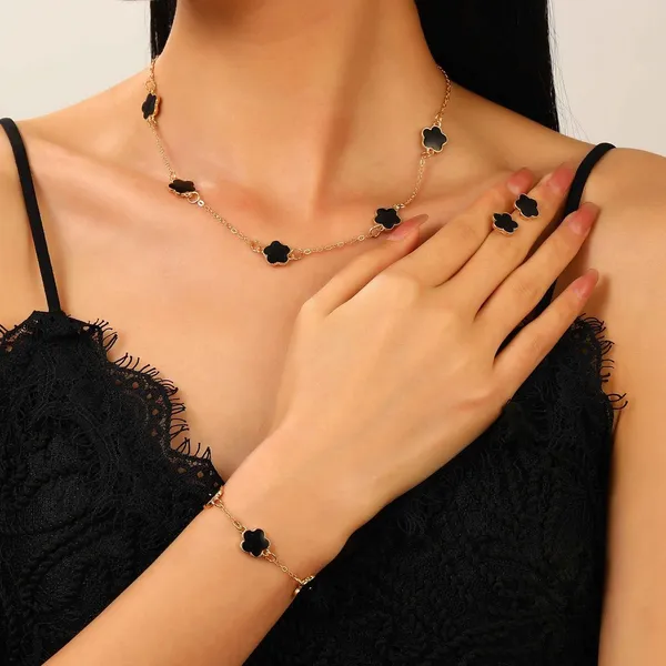 Conjunto Preto Coreano Cinco Folhas Trevo De Jóias Colar Pulseira Brincos Para Mulheres Presente Da Sorte