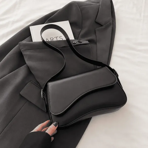 Bolsa Feminina de Ombro Estilo Baguete Blogueira Gringa Novidade