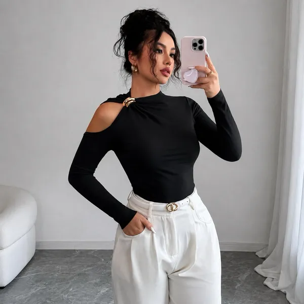 Blusa Feminina Ombro Vazado Manga Longa Com Fivela Dourada Blusa Feminina Elegante Inverno