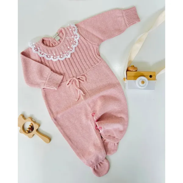 Macacão para Bebê Tricot Roupa Infantil Menina Saída Maternidade Gola Tule Bordado Rendado