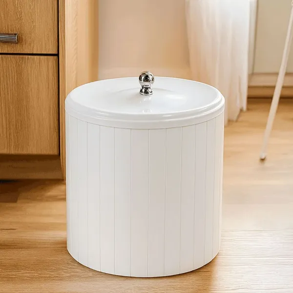 Cesto Econômico 5 Litros com Tampa Higiênica – Elegância e Praticidade