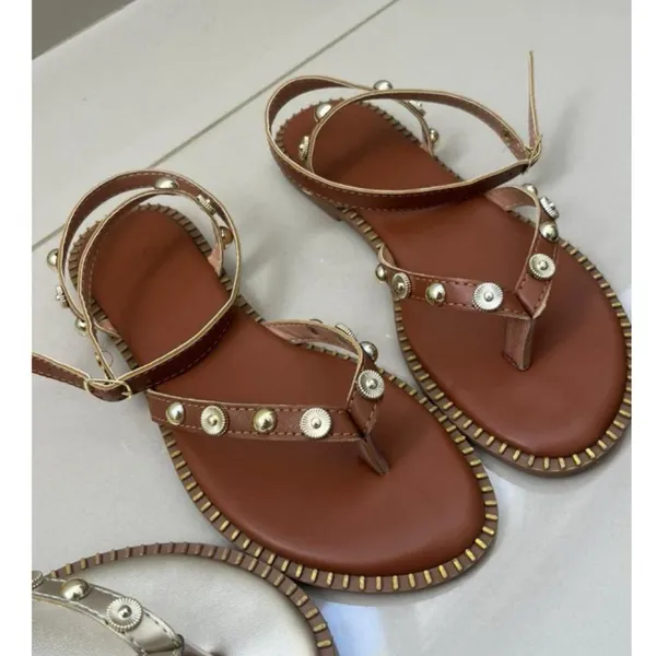 Sandália Rasteirinha Feminina de Dedinho Boho Chic Rivello Asa Delta Com Aplicações | Envio imediato