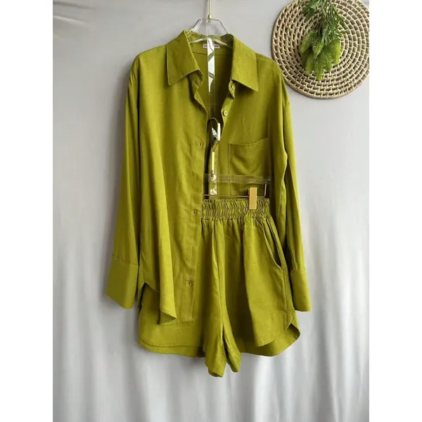 Conjunto feminino em linho leve, camisa manga longa + short com cós elástico e bolsos, casual, fresco e confortável para