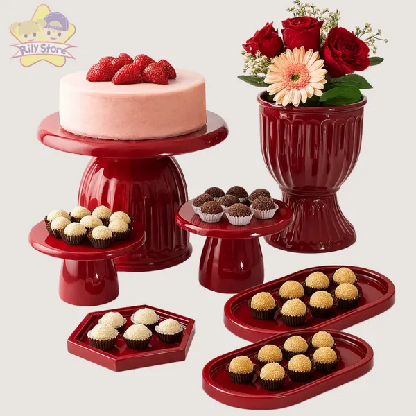 Kit Mesa Festa com Boleira Romana, Vaso, 2 Mini Boleiras e Bandejas