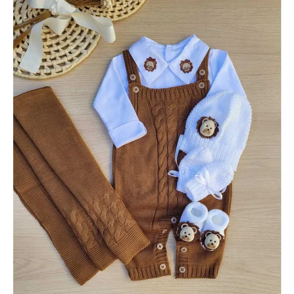 saída de maternidade menino jardineira marrom Tricot kit de leão 6 peças