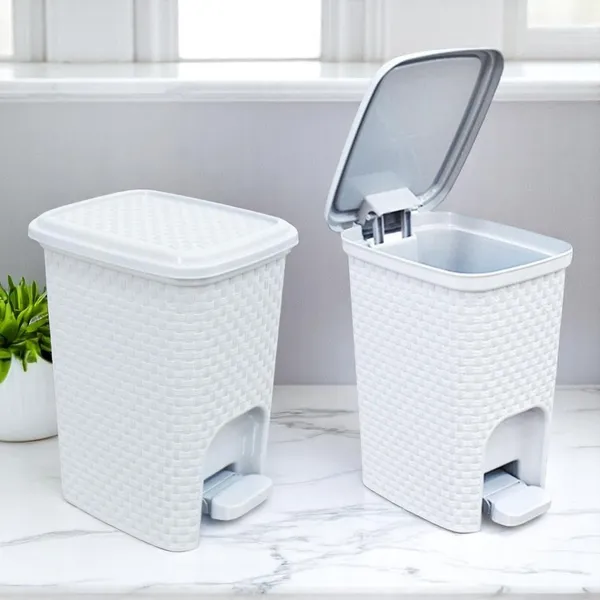 LIXEIRA 7L PEDAL COM TAMPA RATTAN IDEAL PARA BANHEIRO COZINHA ESCRITÓRIO CASA
