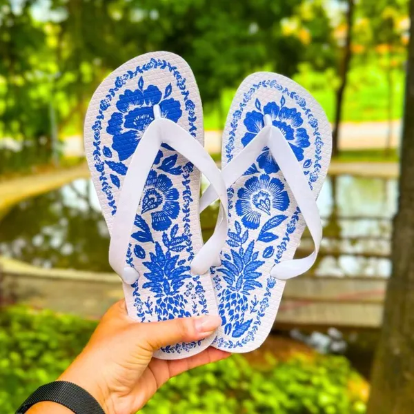 Chinelo Feminino Estampado Tira Grossa