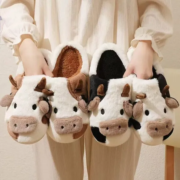 Pantufa Vaquinha 3D Unissex Macia e Confortável | Modelo Divertido, Antiderrapante e Aconchegante Presente Perfeito