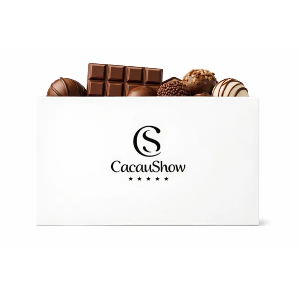 Caixa Branca Cacau Show 750g e 1kg Vários Sabores Pistache, Ao Leite, Branco, Mix - Ovo de Páscoa, Bombom, Trufas