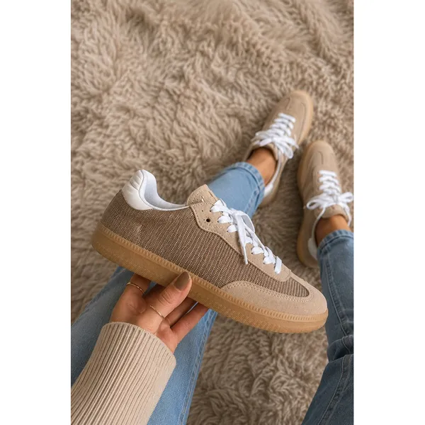 Tênis casual feminino estilo retrô - conforto com estilo!