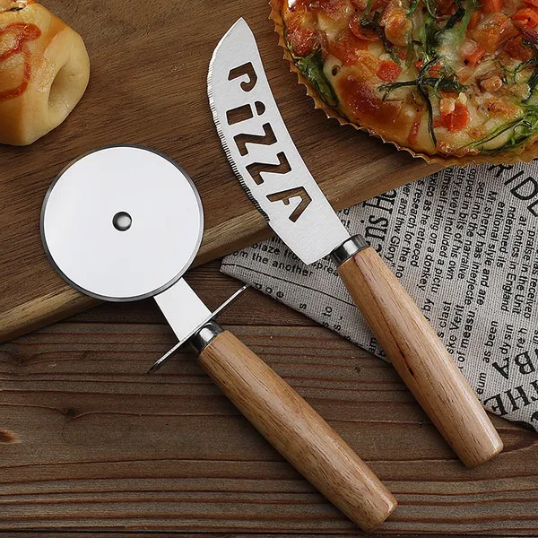 KIT CORTADOR DE PIZZA EM INOX CABO MADEIRA