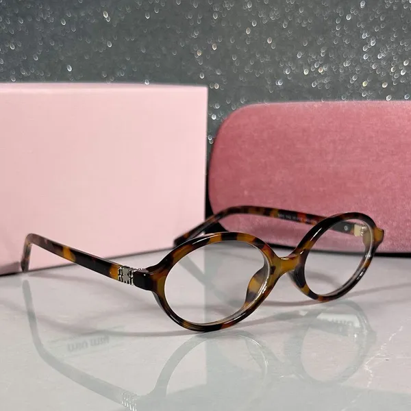 Óculos de Sol Feminino Nerd 2026 Outono/Inverno