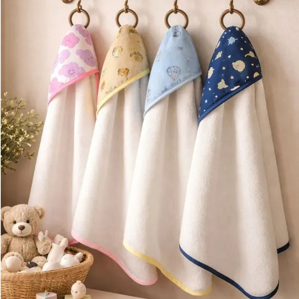 KIT COM 2 TOALHAS PARA NENÉM COM CAPUZ TECIDO MACIO MENINO E MENINA ROSA E AZUL