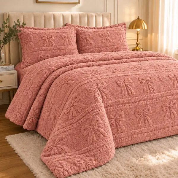Kit Colcha Queen Fleece 3 Peças Edredon Super Macia Alto Relevo 2 Fronhas Toque Suave  Aconchego
